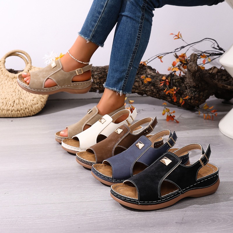 Women'S Shoes With Bunions - Damskie sandały na koturnie plus size,