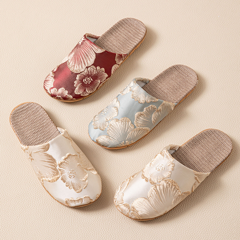 Women Shoes Mules - Eleganckie jedwabne klapki damskie domowe z