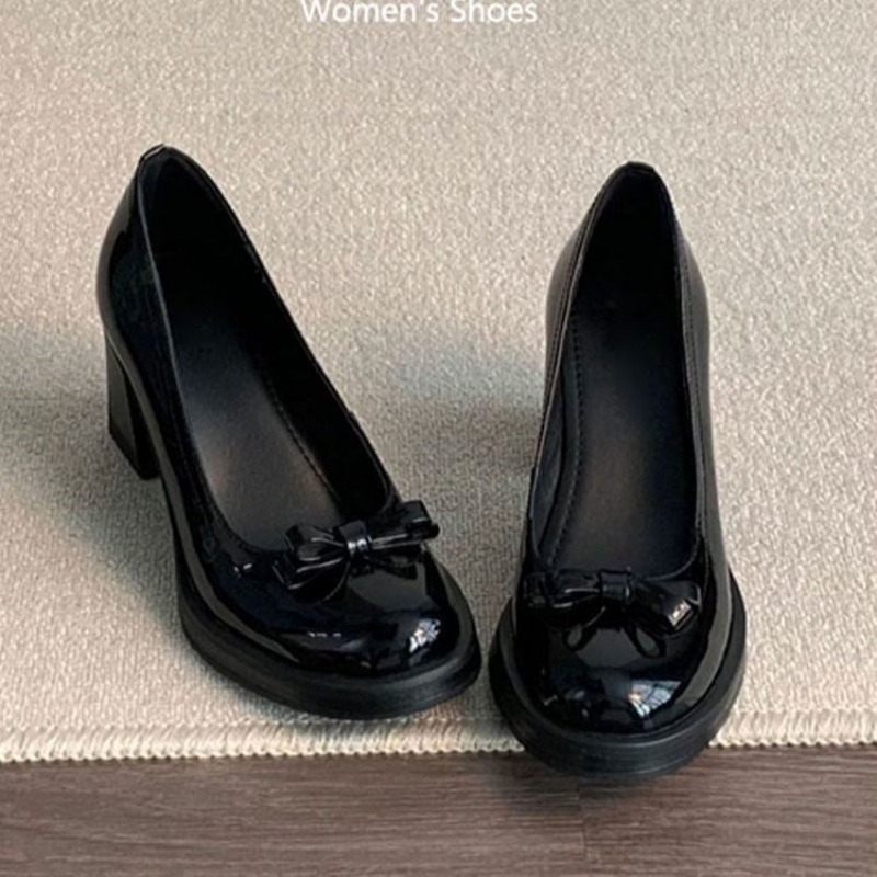 Czarne eleganckie buty Mary Ja – Patent Leather Pump recenzja i cena