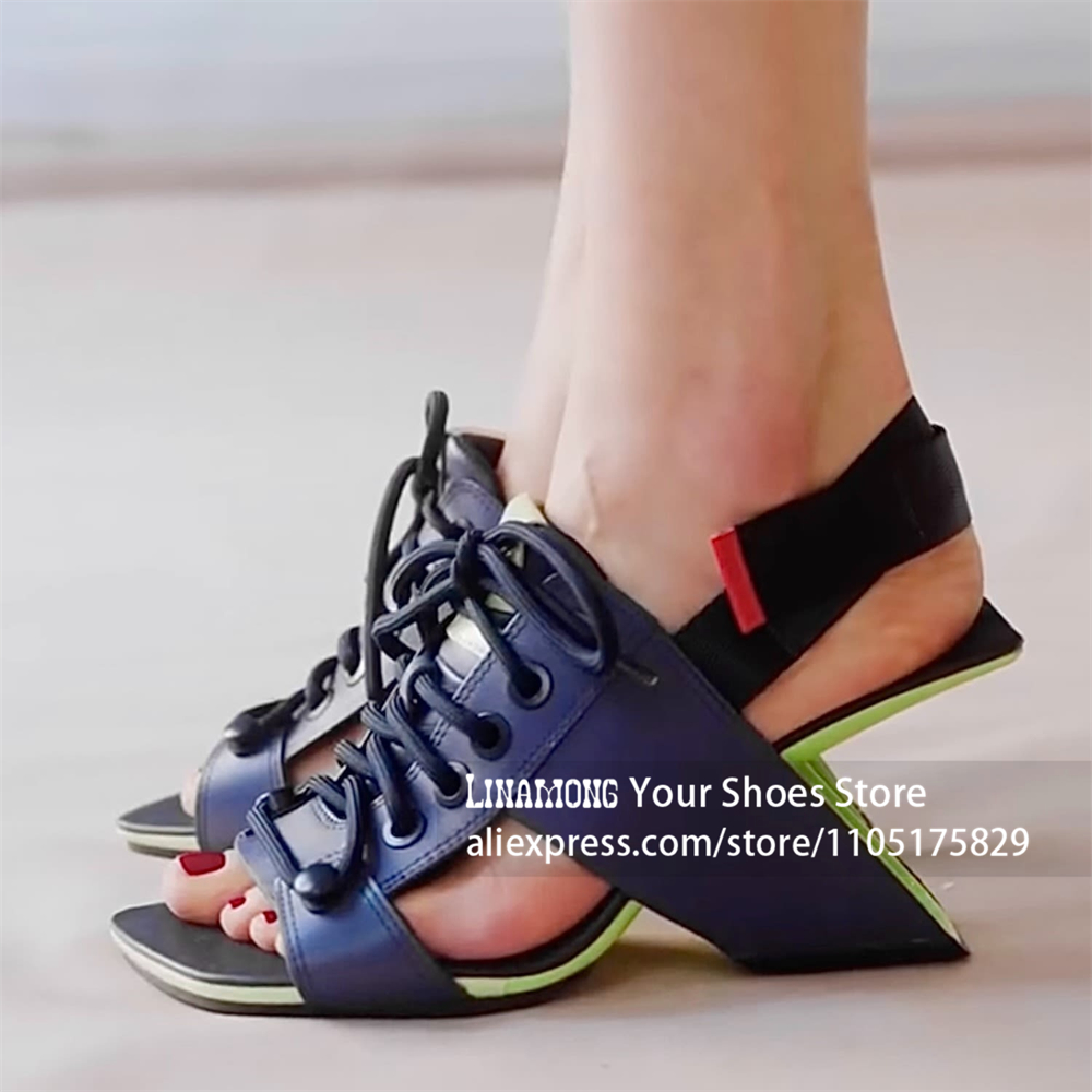 Sandały na asymetrycznym obcas – Block Heel Ankle Boots recenzja i cena